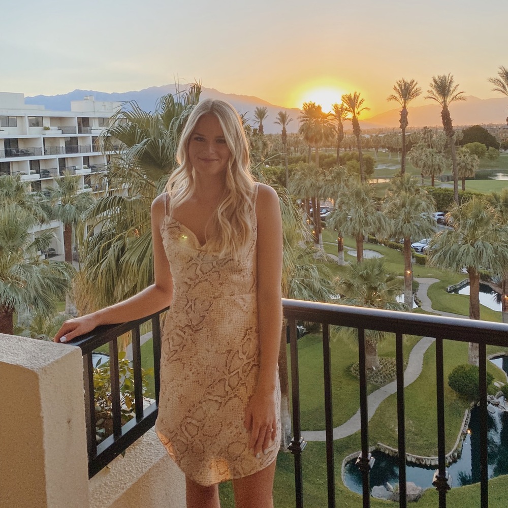 Meet your Posher, Jenalise